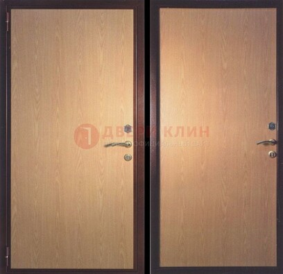 Коричневая металлическая дверь с ламинатом ДЛ-17 в Луге