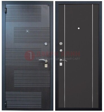 Темная металлическая дверь с МДФ ДМ-105 в деревянный дом в Луге