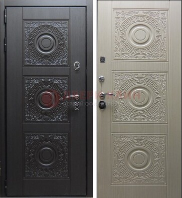 Темная стальная дверь с МДФ ДМ-161 для коттеджа в Луге