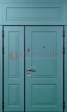 Синяя металлическая дверь с МДФ и верхней фрамугой ДМ-339 в Луге