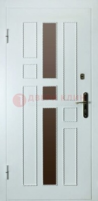 Белая стальная дверь с МДФ и декоративными вставками ДМ-62 в Луге