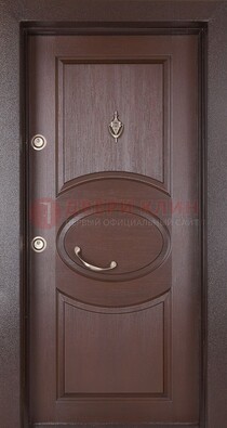 Железная дверь с массивом дуба в стиле классика ДМД-55 в Пензе