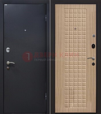 Черная металлическая дверь с порошковым покрытием ДП-157 в Луге
