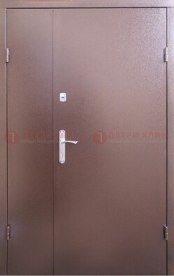 Стальная дверь с порошковым покрытием и МДФ Итальянский орех ДП-215 в Луге