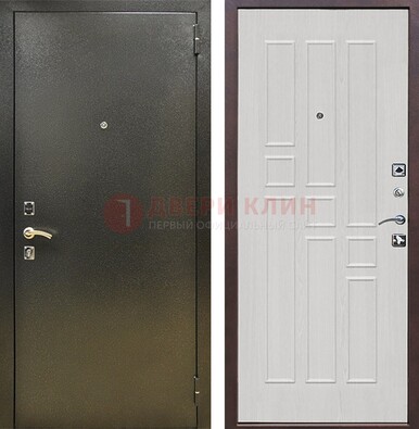 Входная дверь Темное серебро с порошковой отделкой и терморазрывом МДФ ДП-282 в Луге