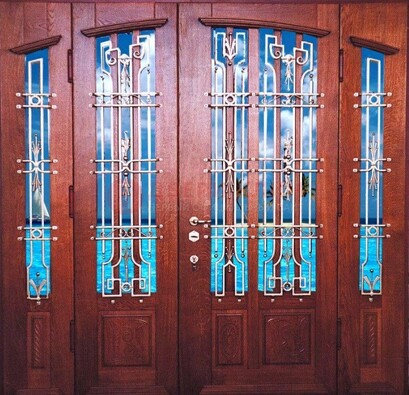 Парадная дверь со вставками из стекла ДПР-55 с шумоизоляцией в Луге