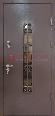 Металлическая дверь Порошок с небольшим стеклом и ковкой ДСК-282 в Луге
