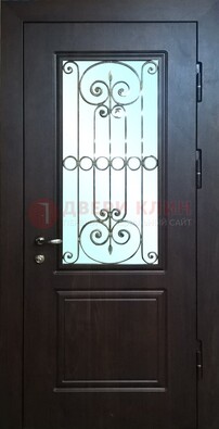 Железная дверь со стеклом и ковкой ДСК-65 для общественных зданий в Краснодаре