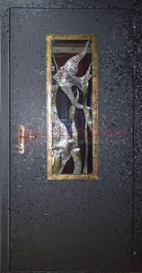 Металлическая дверь со стеклом и ковкой ДСК-82 для крыльца в Луге