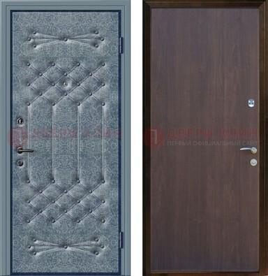 Серая металлическая дверь с винилискожей ДВ-35 в Луге