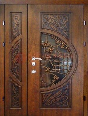 Металлическая дверь с виноритом и резной панелью внутри ДВТ-70 в Луге
