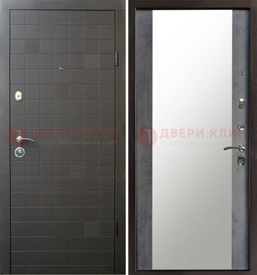 Темная железная филенчатая дверь с зеркалом ДЗ-53 в Луге
