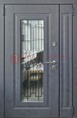 Серая стальная дверь Винорит со стеклом и ковкой ПЛ-29 в Луге